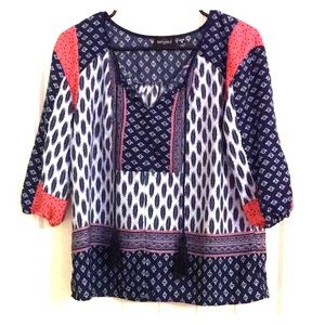 Summery blouse. 3/4 sleeves. EUC.